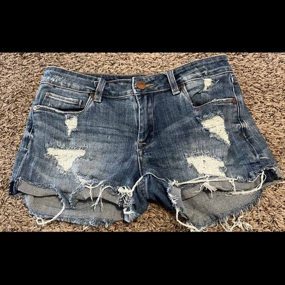 Blank NYC Women The Fulton Blue Denim Short Size 25 Distressed